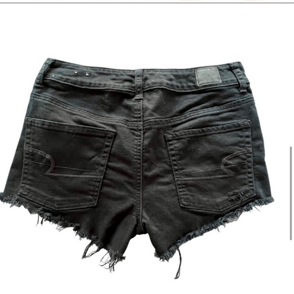 American Eagle Hi-Rise Distressed Festival Shorts Black  Size 6 - Picture 3 of 5